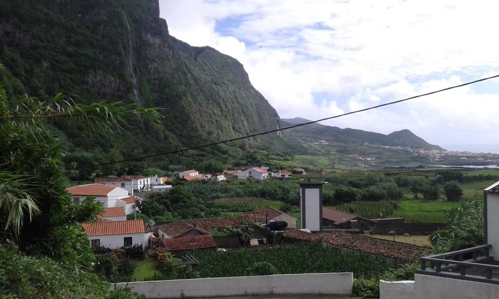Residencia Mateus Hotel Faja Grande Bagian luar foto
